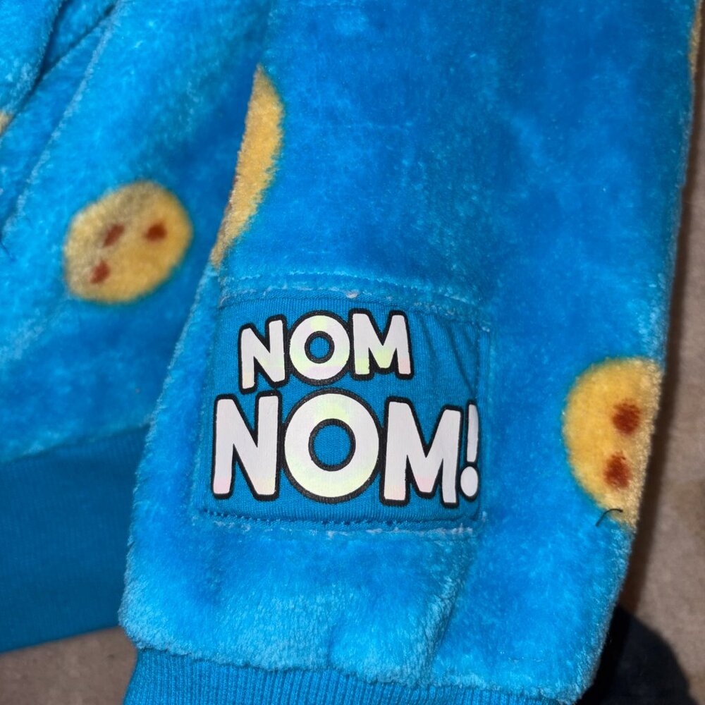 Sesame Street Fuzzy Blue Cookie Monster Hoodie - Picture 8 of 11